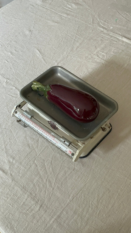 Aubergine van keramiek